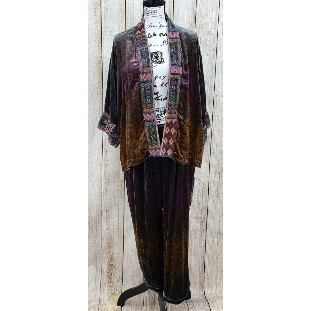 Johnny Was Ombre Cheetah Velvet Jacket and Pants Loungewear Set Size Small NWT